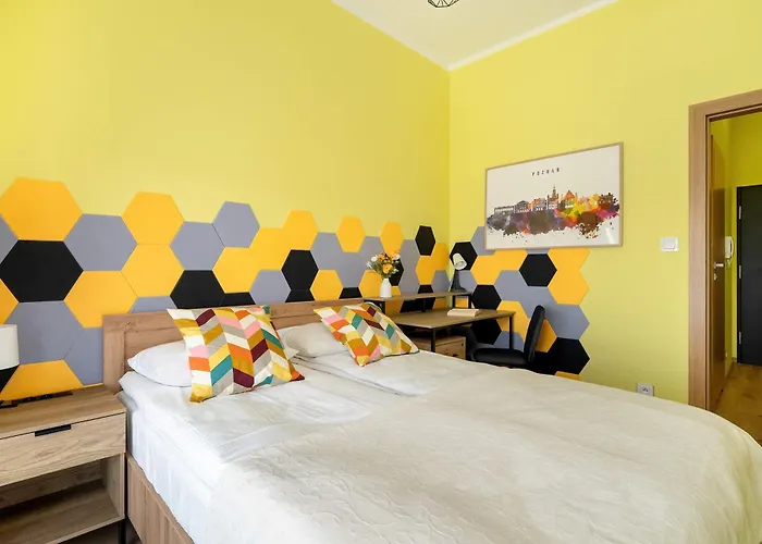 Apartment Colorful Rataje With Parking And Air Conditioning By Renters *