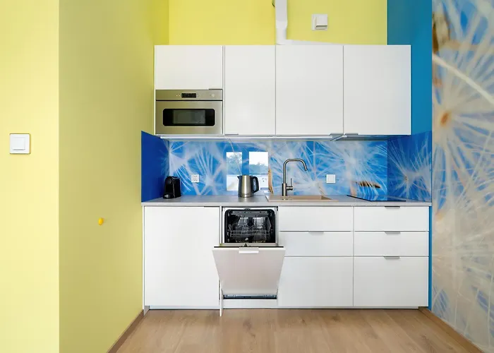 Colorful Rataje With Parking And Air Conditioning By Renters