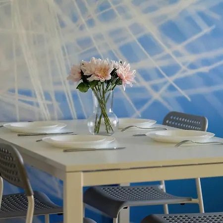 Colorful Rataje With Parking And Air Conditioning By Renters פוזנן