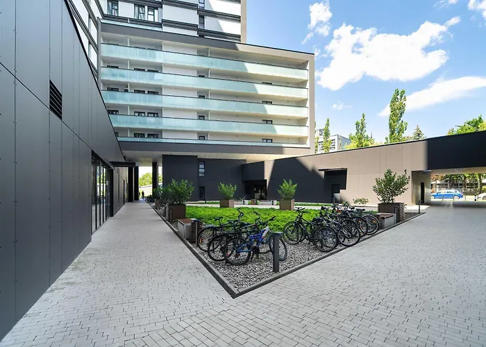 Apartment Colorful Rataje With Parking And Air Conditioning By Renters