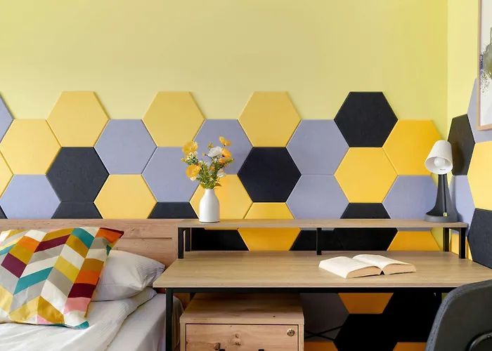 Apartment Colorful Rataje With Parking And Air Conditioning By Renters Poznan